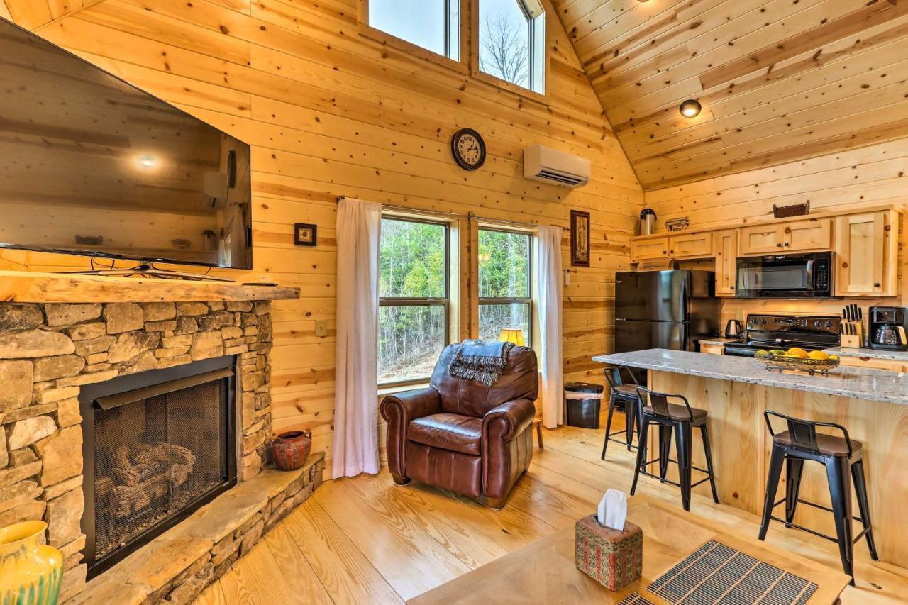 Cozy Mtn Cabin Spacious Deck And Forest Views! Murphy Exterior photo