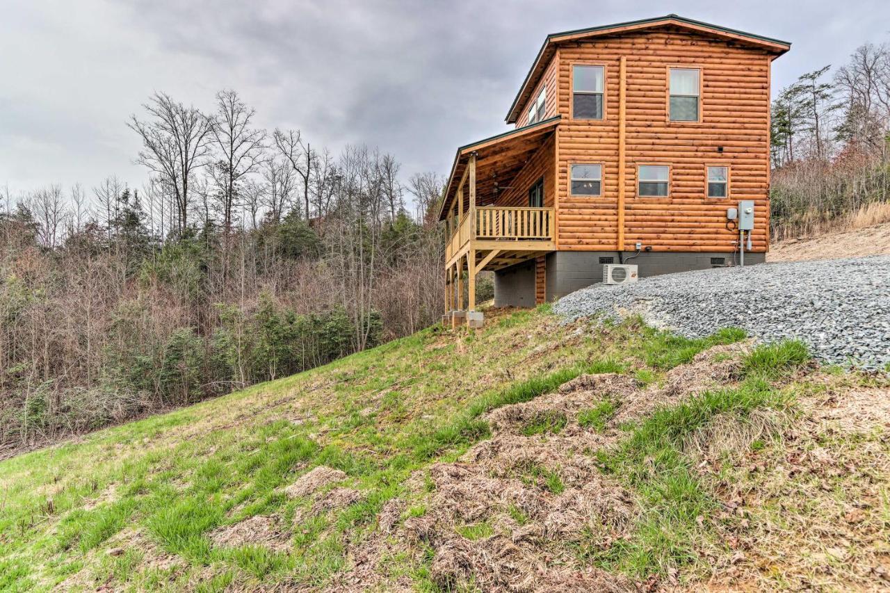 Cozy Mtn Cabin Spacious Deck And Forest Views! Murphy Exterior photo